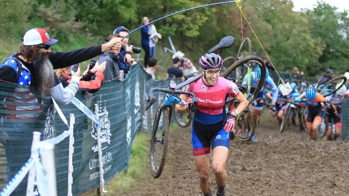 Fans and Sunny Gilbert had some fun on Sunday. 2018 Jingle Cross Day 3, Sunday. © D. Mable / Cyclocross Magazine