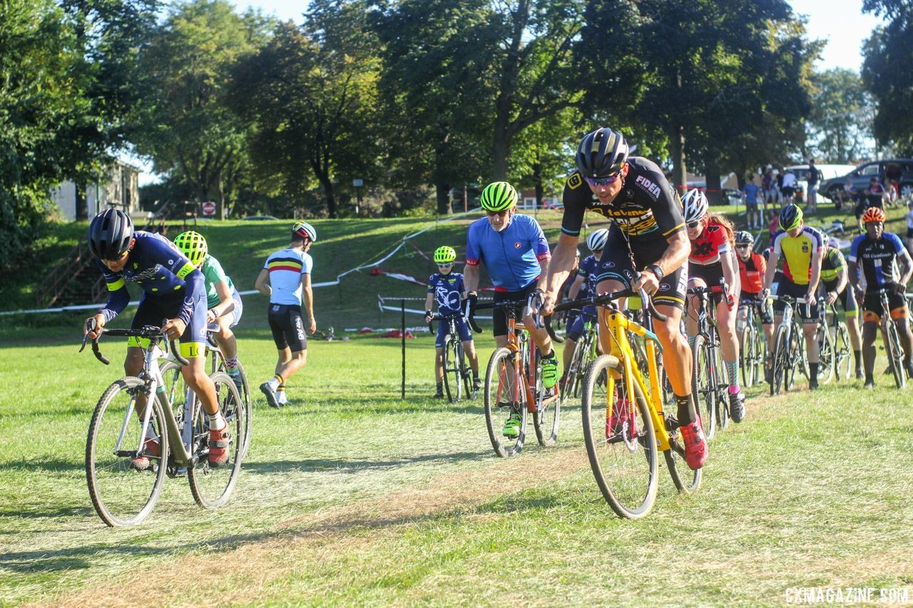 Sven Nys jumped into some of the drills, giving clinic attendees the chance to stare the legend down. 2018 Sven-Nado Clinic, Chicago. © Cyclocross Magazine / Z. Schuster