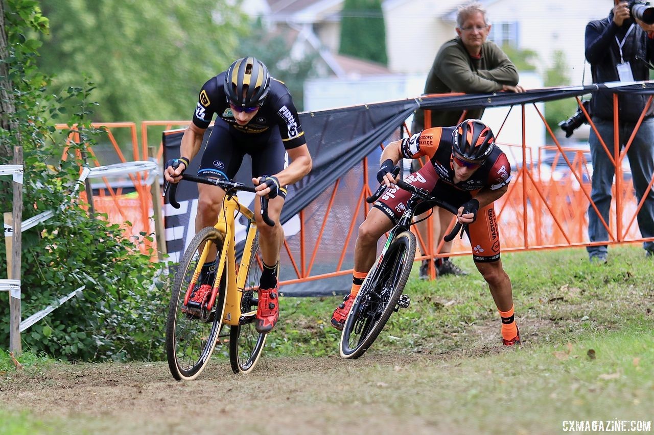Soete dabbed, Hermans ran away with the win. 2018 Trek CX Cup, Waterloo © Cyclocross Magazine / D. Mable