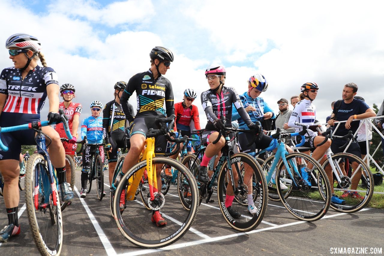 The women get ready to race. 2018 Trek CX Cup, Waterloo © Cyclocross Magazine / R. Clark