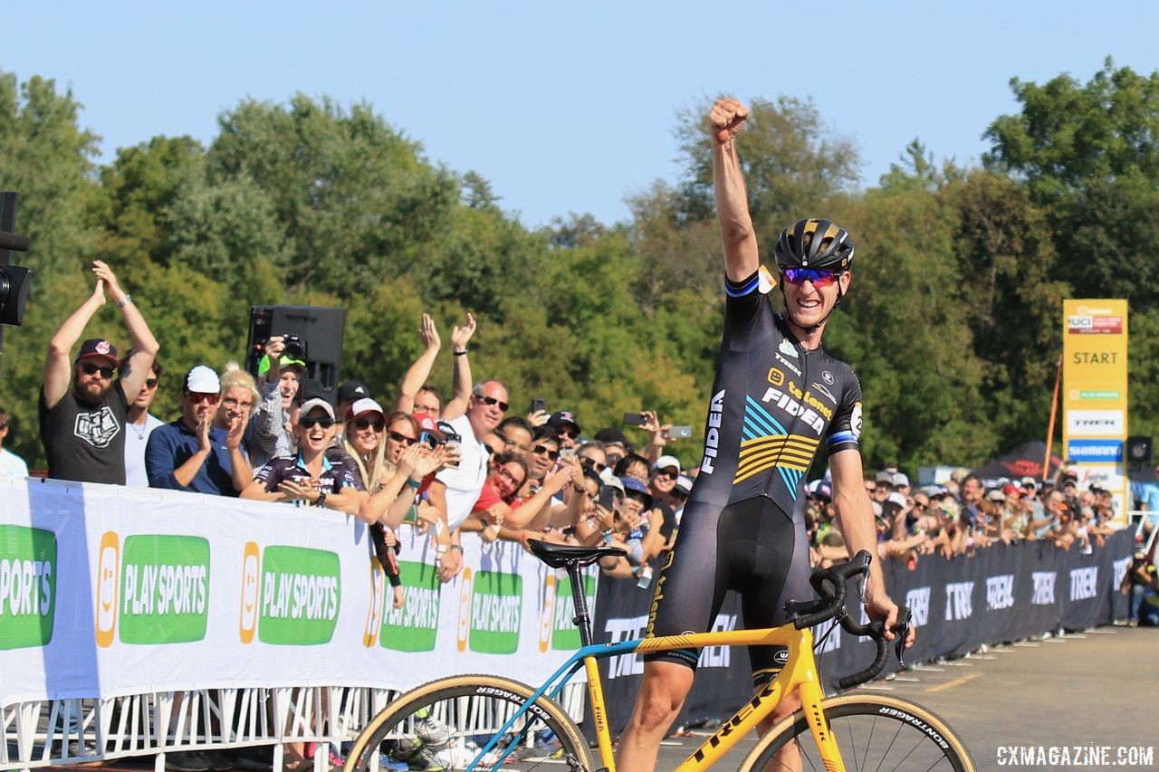 The Trek Boone logo is featured on the Telenet Fidea kit this year. 2018 World Cup Waterloo. © D. Mable / Cyclocross Magazine