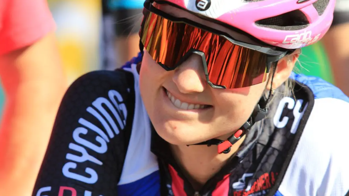 Elle Anderson waits at the start. 2018 World Cup Waterloo. © D. Mable / Cyclocross Magazine