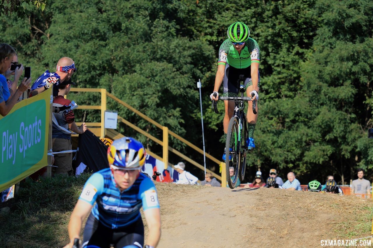 Noble was determined to make Vos work for a win on Sunday. 2018 World Cup Waterloo. © D. Mable / Cyclocross Magazine