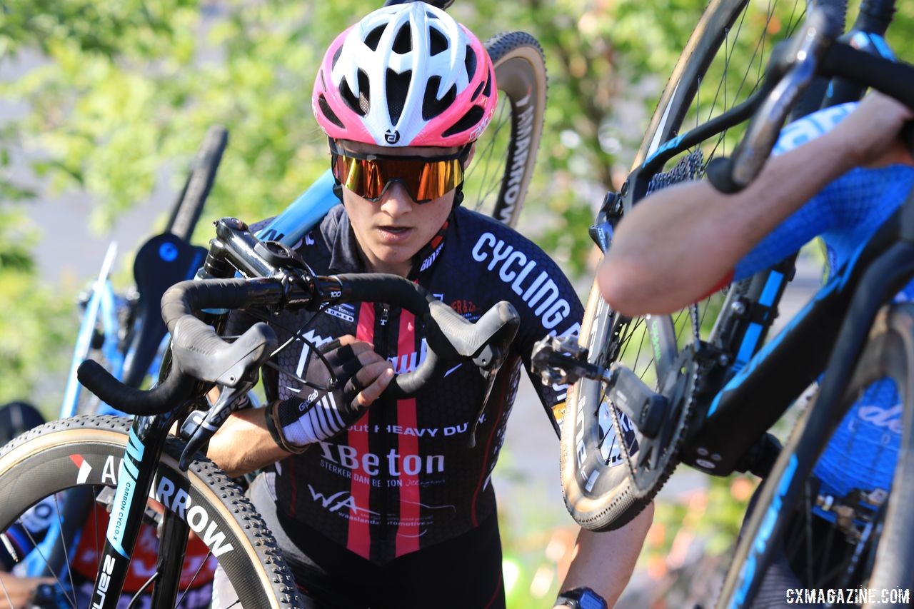 Elle Anderson raced for a European team during the past several seasons. 2018 World Cup Waterloo. © D. Mable / Cyclocross Magazine