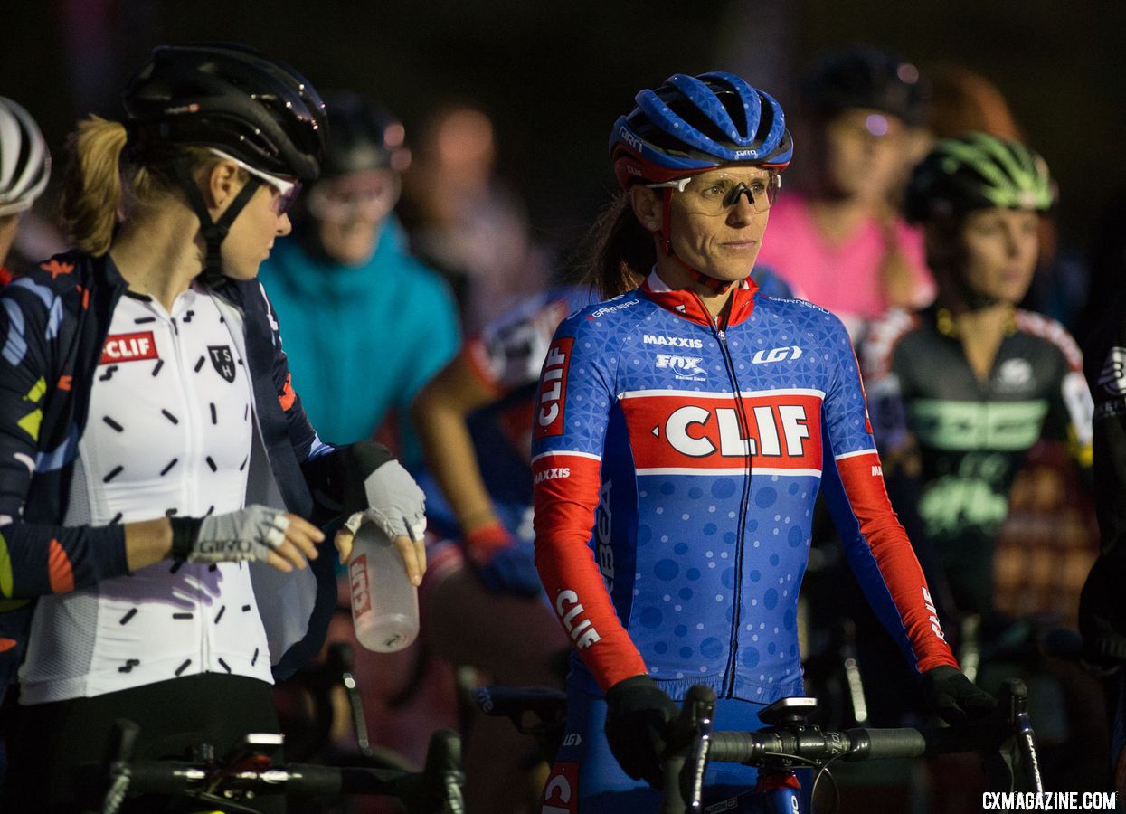 Katerina Nash had the pressure of being defending champion, but it was her handlebar that cracked under the pressure of a crash. 2018 RenoCross women's race. © J. Silva / Cyclocross Magazine