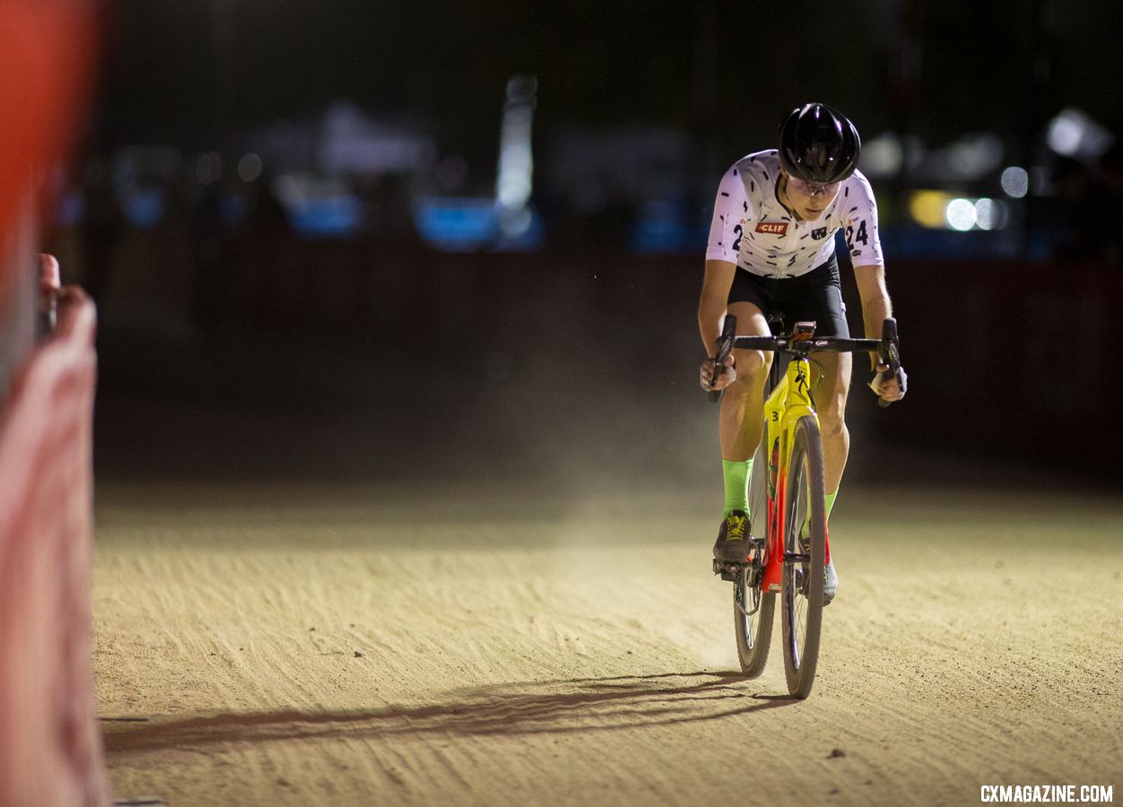 Maghalie Rochette raced to an early lead, and it only grew after Nash crashed. 2018 RenoCross women's race. © J. Silva / Cyclocross Magazine