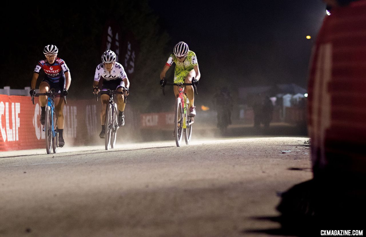 Gomez Villafane, Anthony and Runnels chase Rochette and Nash. 2018 RenoCross women's race. © A. Yee / Cyclocross Magazine