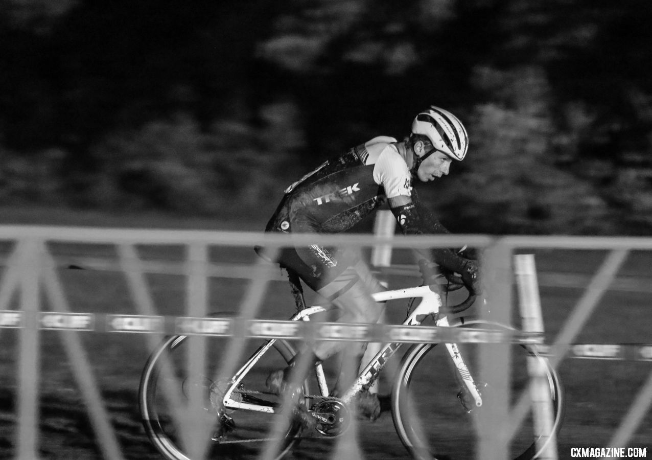 Caleb Swartz finishes fifth in the UCI C2 2018 Jingle Cross Day 1 Men's race. © D. Mable/ Cyclocross Magazine