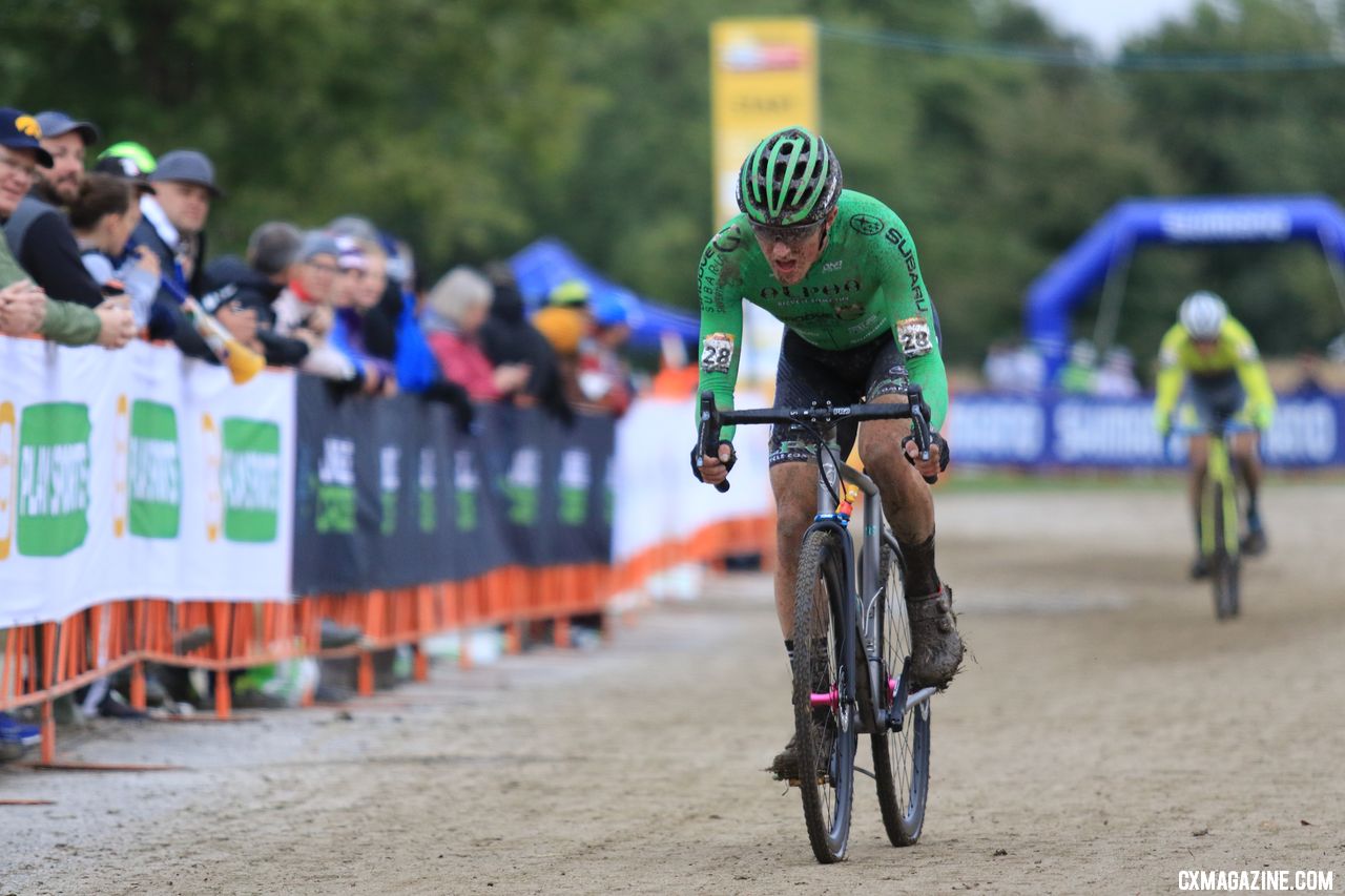 Gage Hecht leads Kerry Werner home. 2018 Jingle Cross World Cup. © D. Mable / Cyclocross Magazine