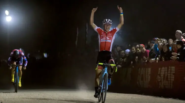 Lance Haidet wins the 2018 Reno Cross. © Cyclocross Magazine