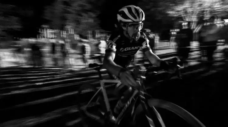 Former singlespeed national champion Tristan Uhl took a turn in the pros, racing with gears. 2018 RenoCross men's race. © A. Yee / Cyclocross Magazine