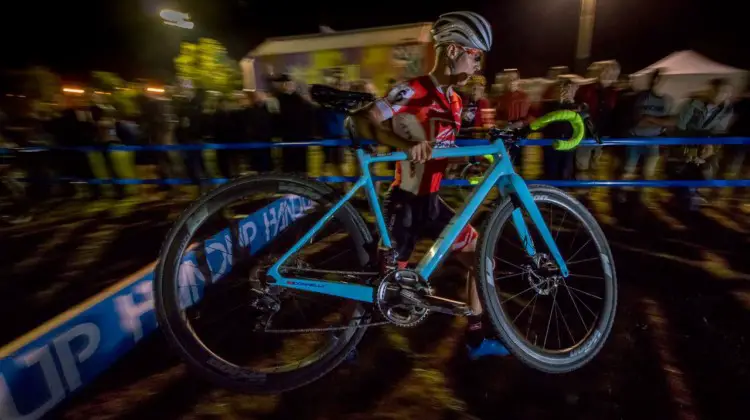 Lance Haidet carried his new Donnelly cyclocross bike over the tall barriers. 2018 RenoCross men's race. © A. Yee / Cyclocross Magazine