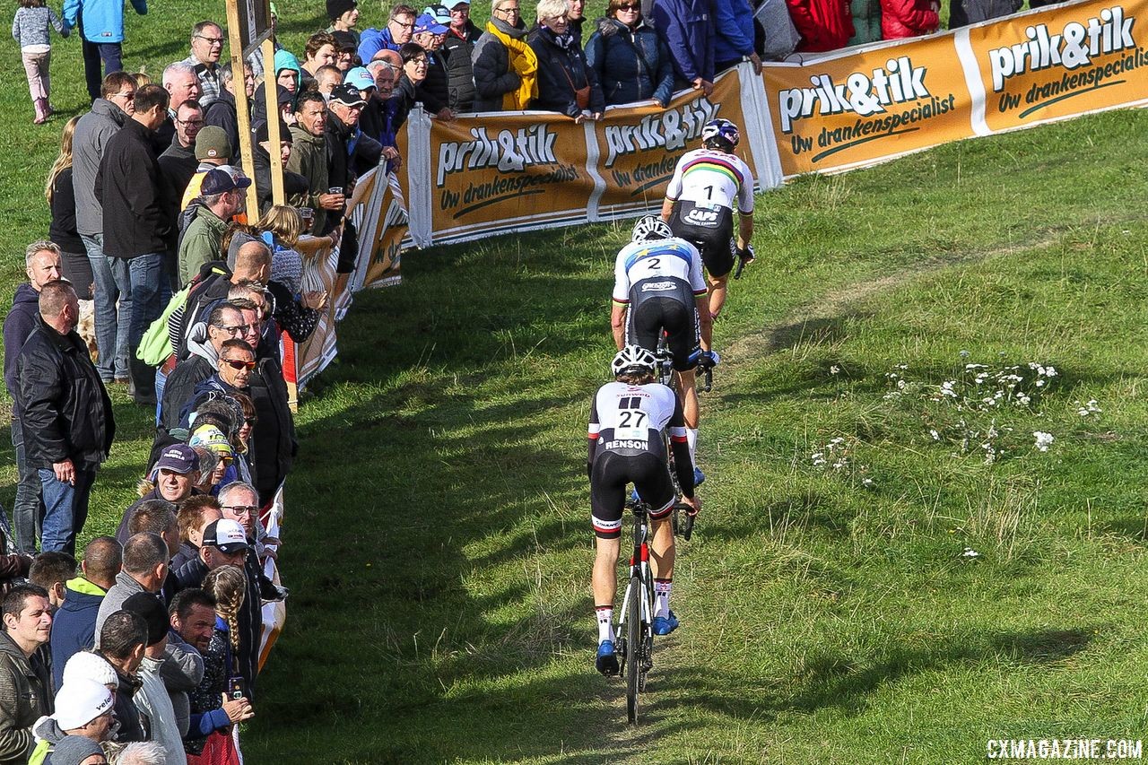 Van Aert leads Van der Poel and Nieuwenhuis. 2018 Brico Cross Ronse / Hotondcross. © B. Hazen / Cyclocross Magazine