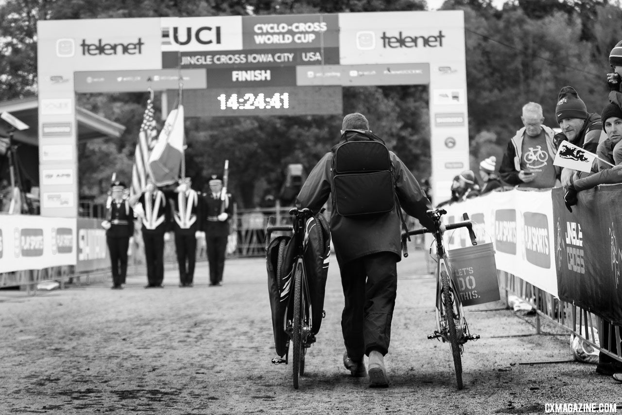 The calm before the storm. 2018 Jingle Cross World Cup. © D. Mable / Cyclocross Magazine