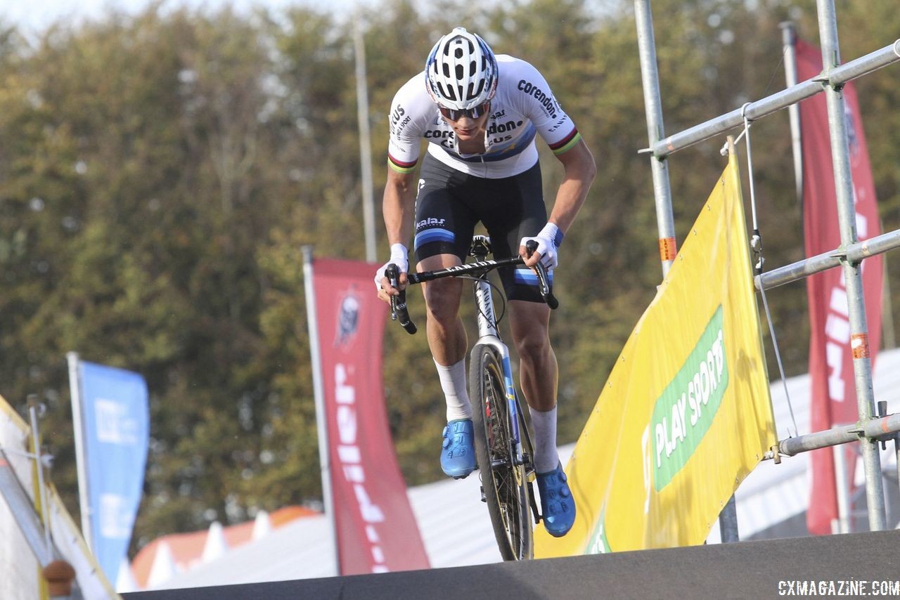 Van der Poel showed few signs of his injury, except maybe not doing a tailwhip off the flyover. 2018 Superprestige Gieten. © B. Hazen / Cyclocross Magazine