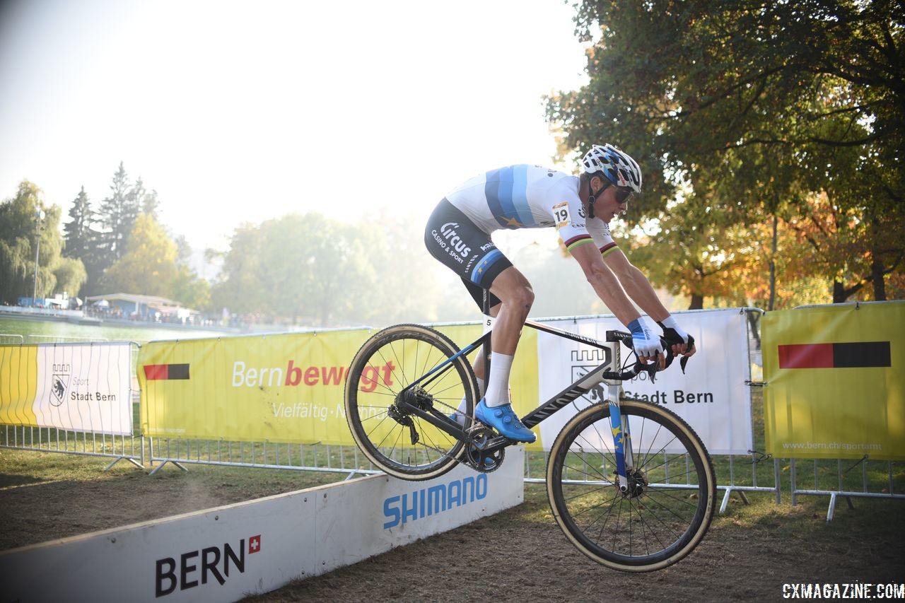 Van der Poel is perfect in three World Cups. 2018 World Cup Bern, Switzerland. © E. Haumesser / Cyclocross Magazine