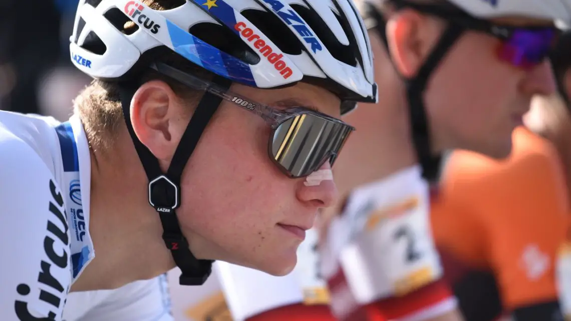 Mathieu van der Poel was ready to race, winning in his first World Cup start of the season. 2018 World Cup Bern, Switzerland. © E. Haumesser / Cyclocross Magazine