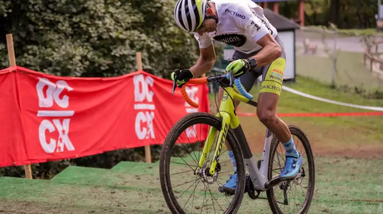 Kerry Werner attacked early in Saturday's race. 2018 DCCX Day 1. © B. Buckley