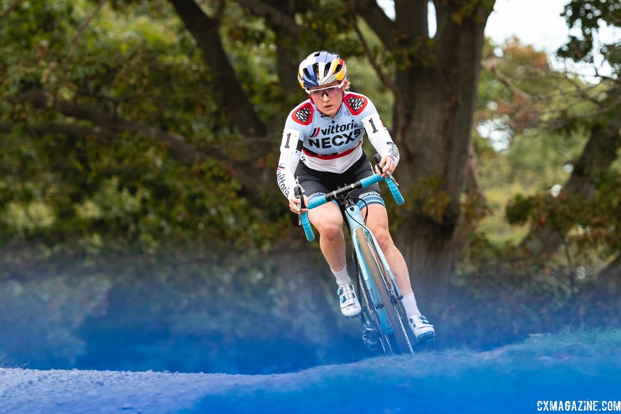 Ellen Noble ended up riding solo to her win on Sunday. 2018 Gran Prix of Gloucester Day 2. © Peter Pellizzi