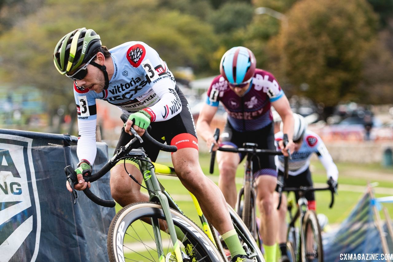 Curtis White works en route to his win. 2018 Gran Prix of Gloucester Day 2. © Peter Pellizzi