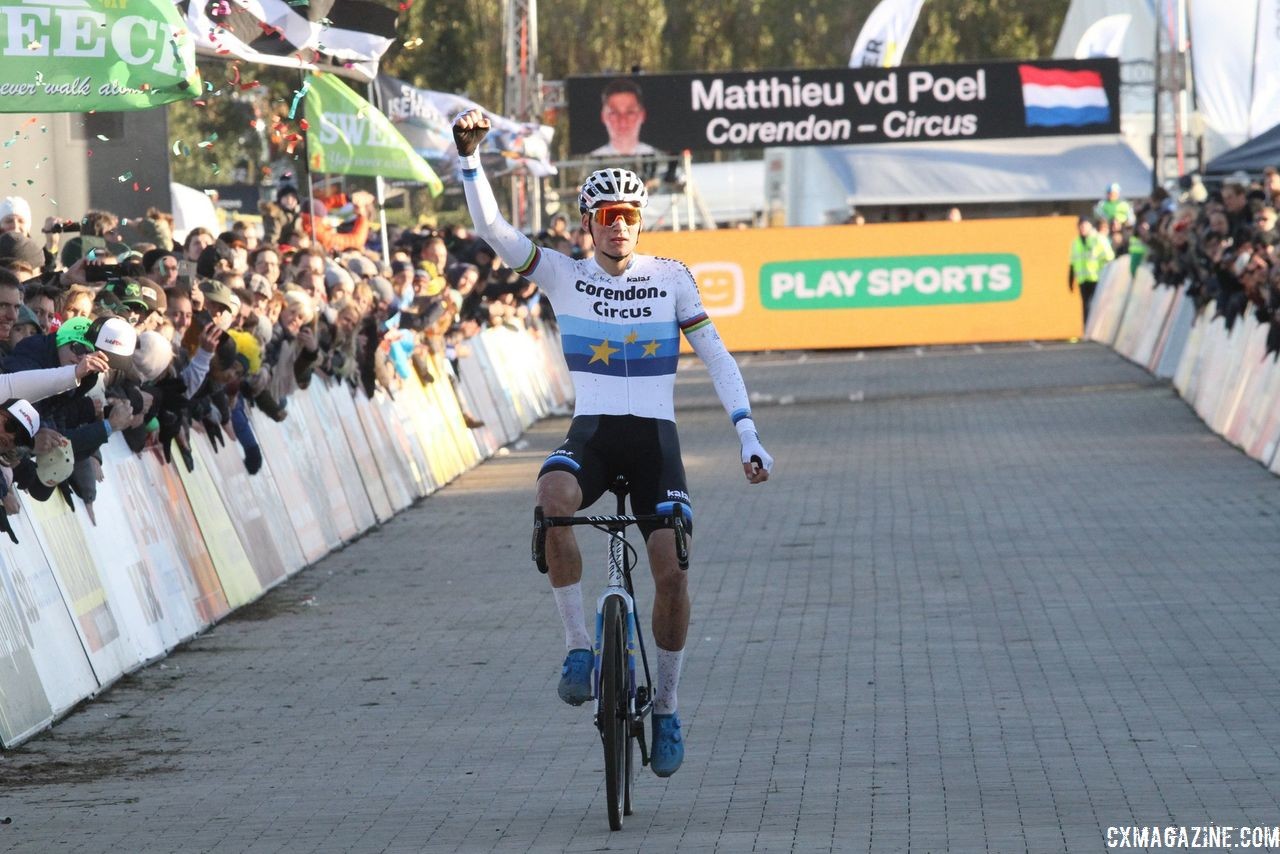 Mathieu van der Poel wins again in Ruddervoorde. 2018 Superprestige Ruddervoorde. © B. Hazen / Cyclocross Magazine