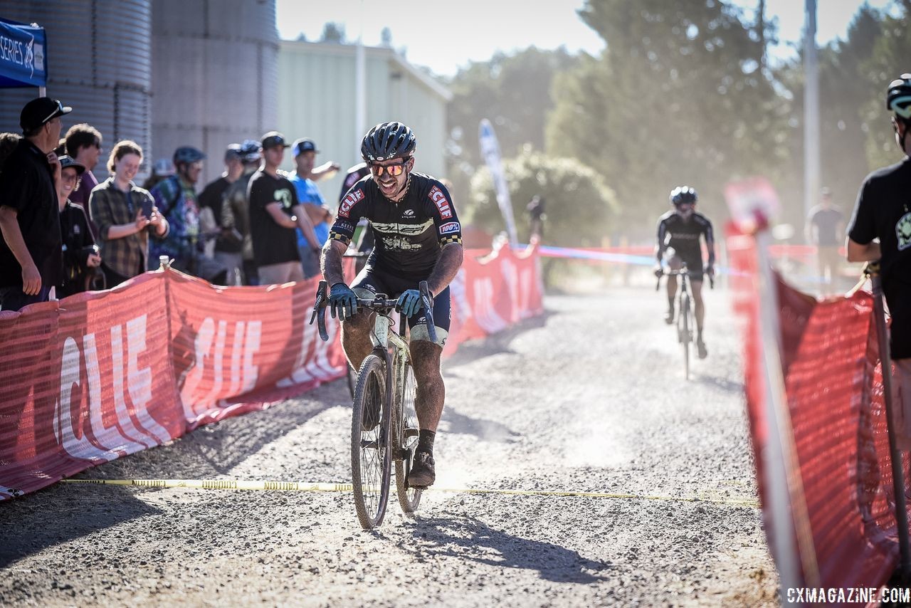 The Rock Lobster team dominated course set up and tear down, as well as the results sheet. 2018 Surf City Rock Lobster Cup. © J. Vander Stucken / Cyclocross Magazine