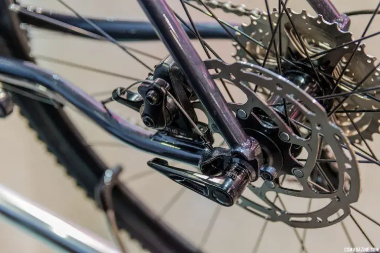 Bianchi Orso has the now standard 142X12mm TA rear with a flat mount caliper. Bianchi Orso, Impulso All Road and E-Road Aria, Interbike 2018. © C. Lee / Cyclocross Magazine