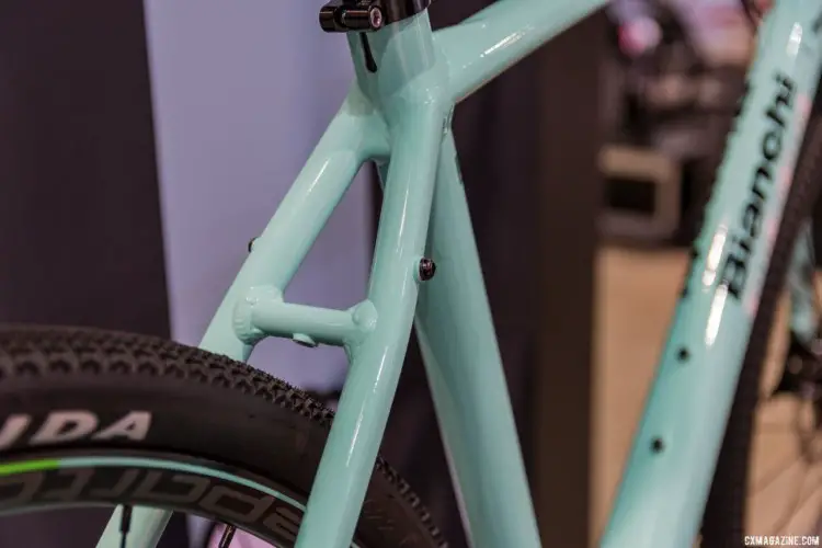 The Inpulso All Road has fender and rear rack mounts. Bianchi Orso, Impulso All Road and E-Road Aria, Interbike 2018. © C. Lee / Cyclocross Magazine