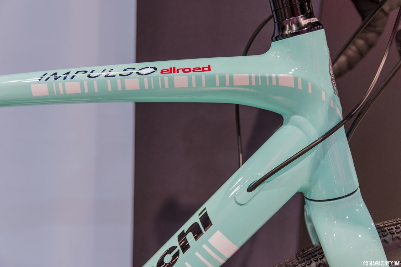 Bianchi Triple Hydroform technology creates this sculpted headtube-toptube junction. Bianchi Orso, Impulso All Road and E-Road Aria, Interbike 2018. © C. Lee / Cyclocross Magazine