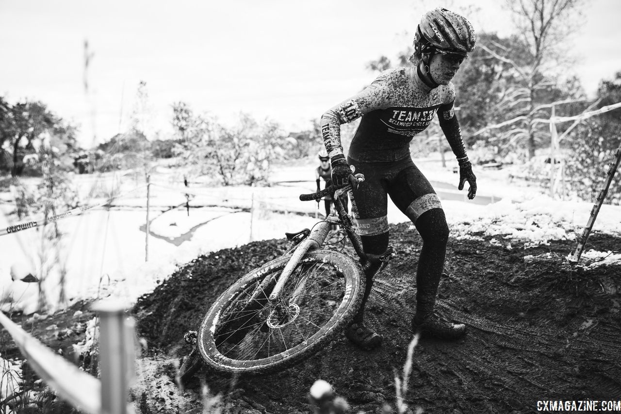 Clara Honsinger managed the conditions and took home a win on Sunday. 2018 US Open of Cyclocross, Day 2. © Col Elmore