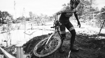 Clara Honsinger managed the conditions and took home a win on Sunday. 2018 US Open of Cyclocross, Day 2. © Col Elmore