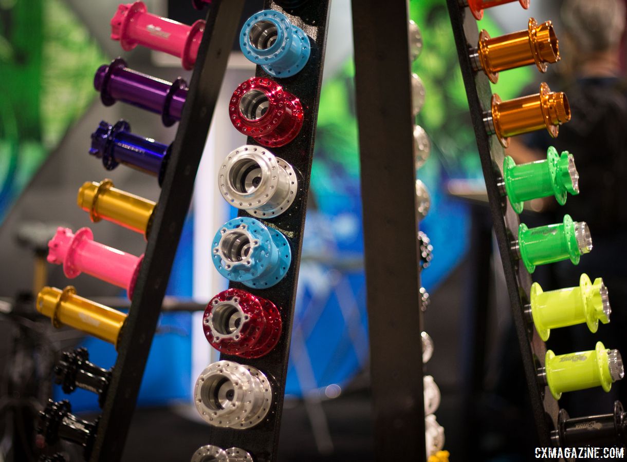 Onyx claims over 2 million hub and color configurations are possible with their product assortment. Onyx's new freehub design. 2018 Interbike. © Eric Takayama / Cyclocross Magazine