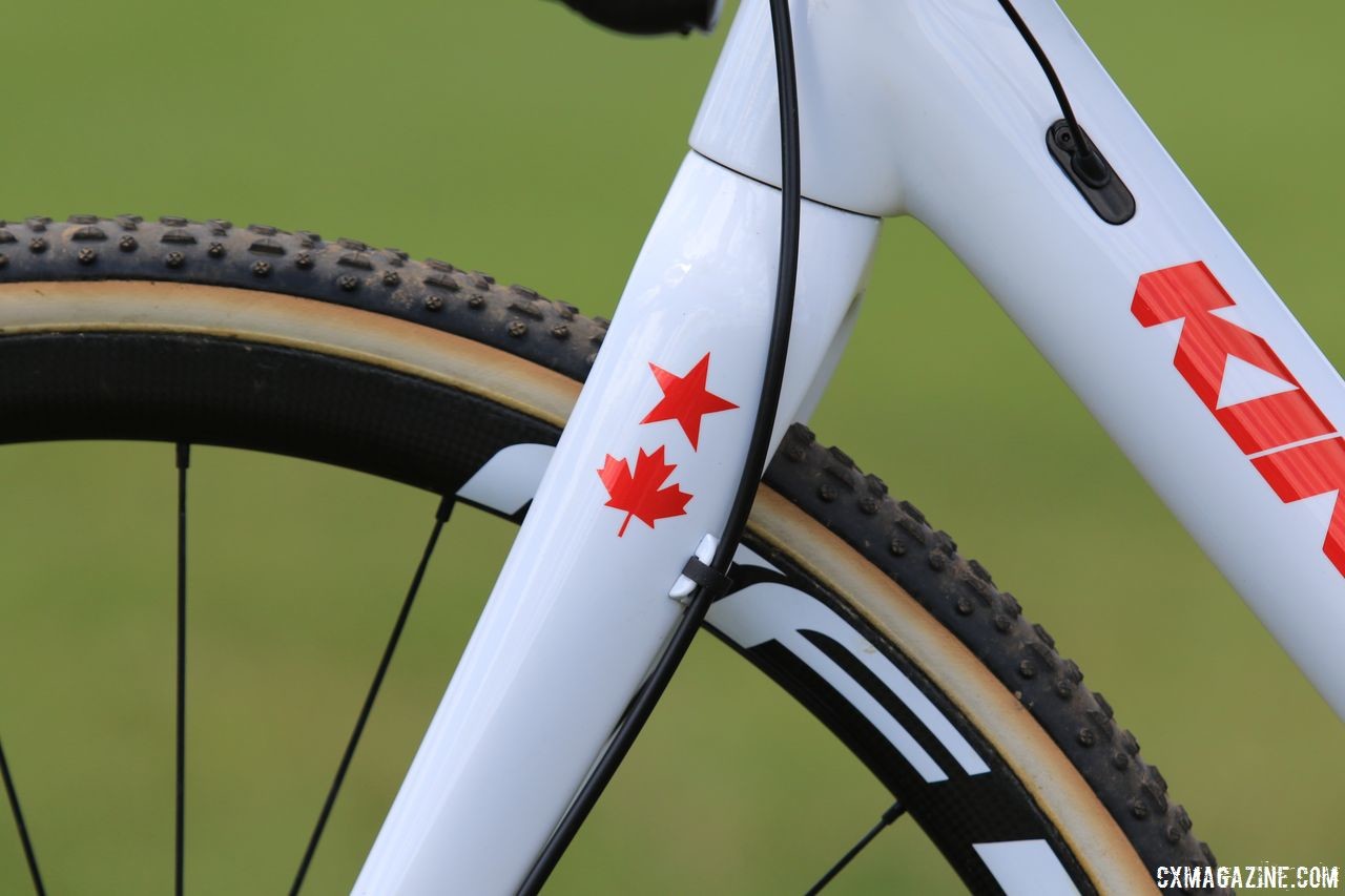 While the frame routes cables internally, the Kudu fork makes use of a tie down point for the front brake hose. Helen Wyman's Kindhuman Küdü, 2018 Trek CX Cup, Waterloo. © D. Mable / Cyclocross Magazine