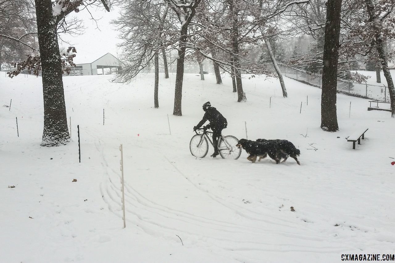 Winter 'cross can be fun for the whole family. © Z. Schuster / Cyclocross Magazine