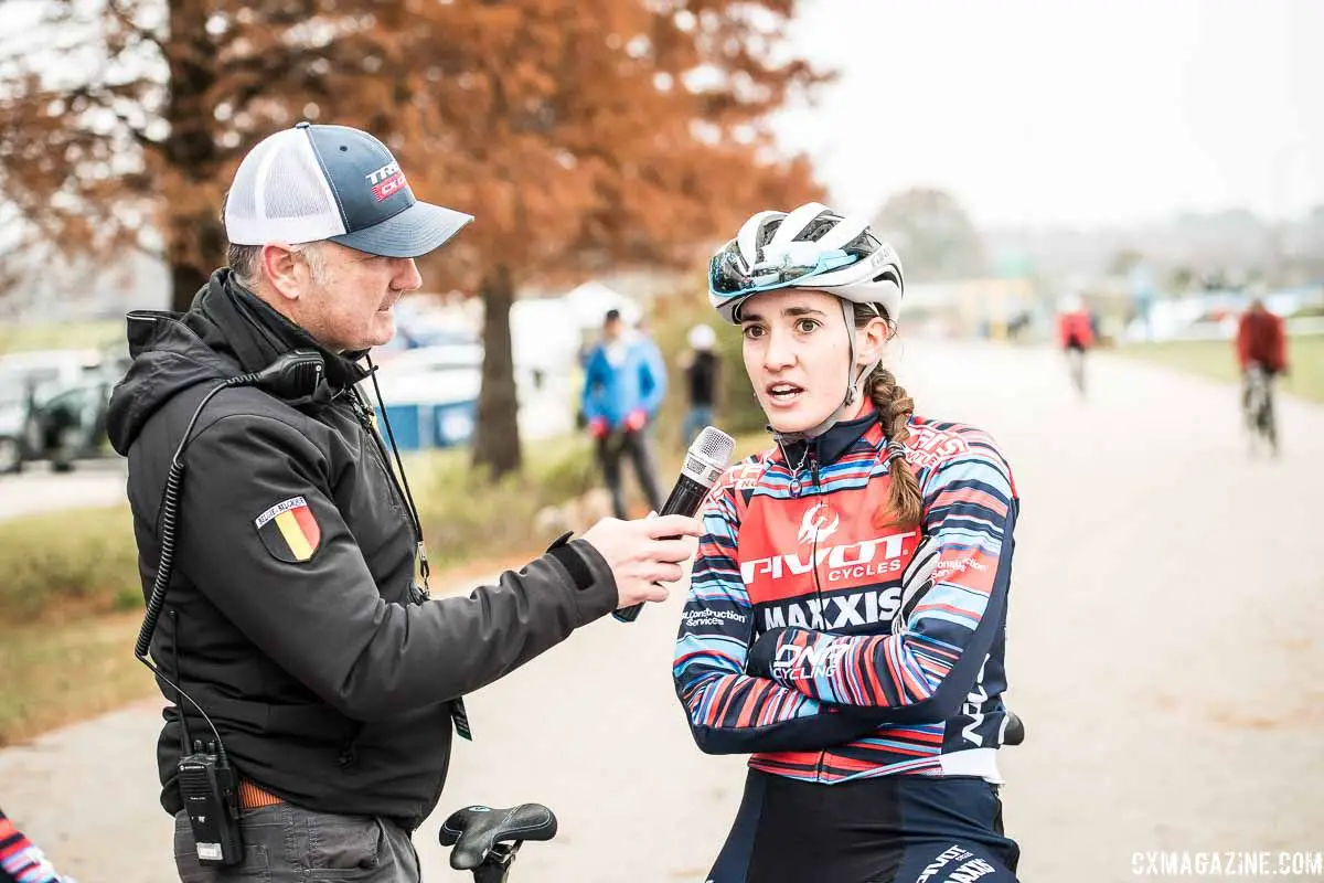 Scot Herrmann interviews Sofia Gomez Villafane at the 2018 Major Taylor Cross Cup Day 2. © Mike Almert, Action Images Indy