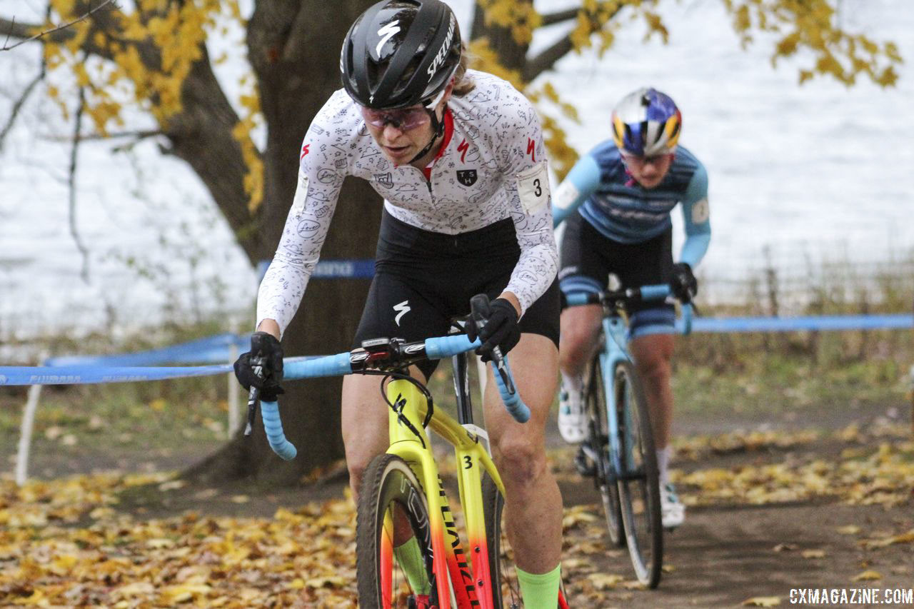 Rochette leads Noble in Lap 4. 2018 Pan-American Cyclocross Championships, Midland, Ontario. © Z. Schuster / Cyclocross Magazine
