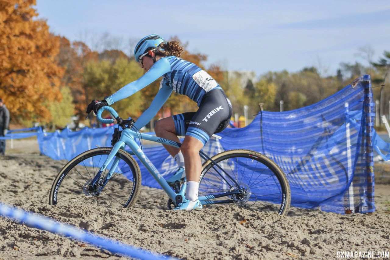 The sand at the end of each lap played a role in race outcomes. 2018 Pan-American Cyclocross Championships, Midland, Ontario. © Z. Schuster / Cyclocross Magazine