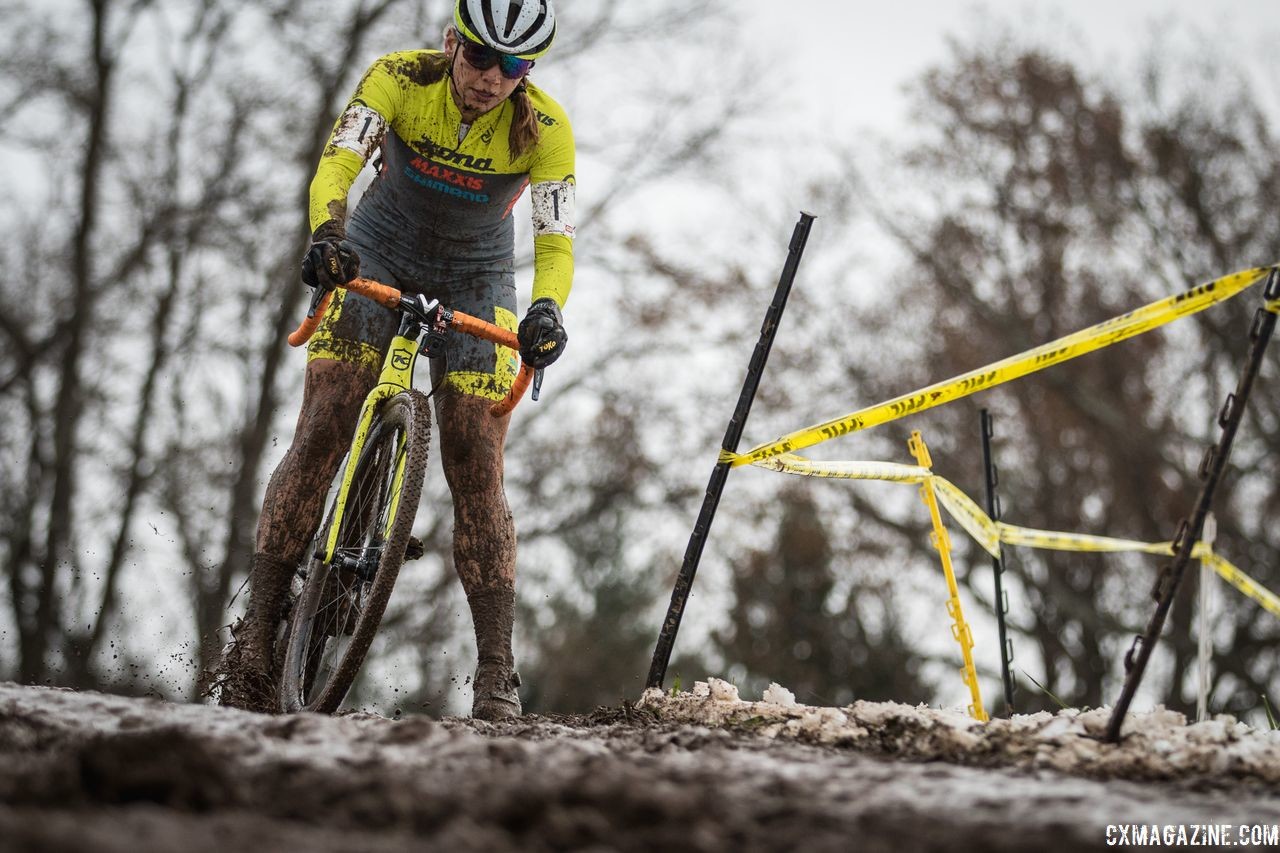Rebecca Fahringer stays focused in the messy conditions. 2018 Rockland County Supercross Cup Day 2. © Angelica Dixon