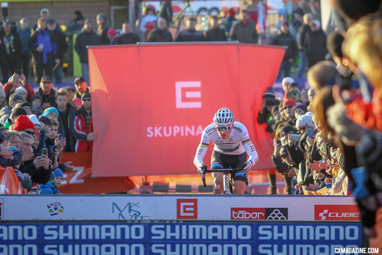 Van der Poel hops up the World Cup standings. 2018 Tabor UCI Cyclocross World Cup, Elite Men. © Bart Hazen / Cyclocross Magazine