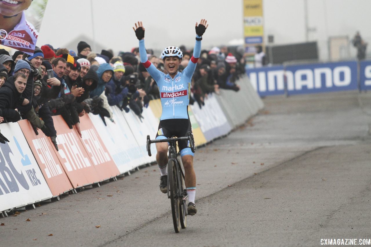 Eight different women have won major-series races this season, including Denise Betsema on Sunday. 2018 World Cup Koksijde. © B. Hazen / Cyclocross Magazine