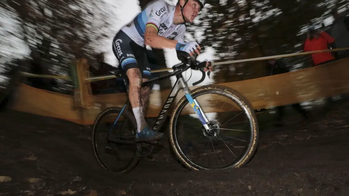 Mathieu van der Poel rolled to another Superprestige win on Sunday in Gavere. 2018 Superprestige Gavere. © A. Yee / Cyclocross Magazine