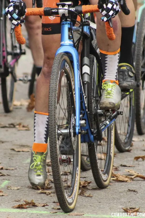 Jen Malik ran Vittoria Terreno Mix tubulars. 2018 Pan-American Cyclocross Championships, Midland, Ontario. © Z. Schuster / Cyclocross Magazine