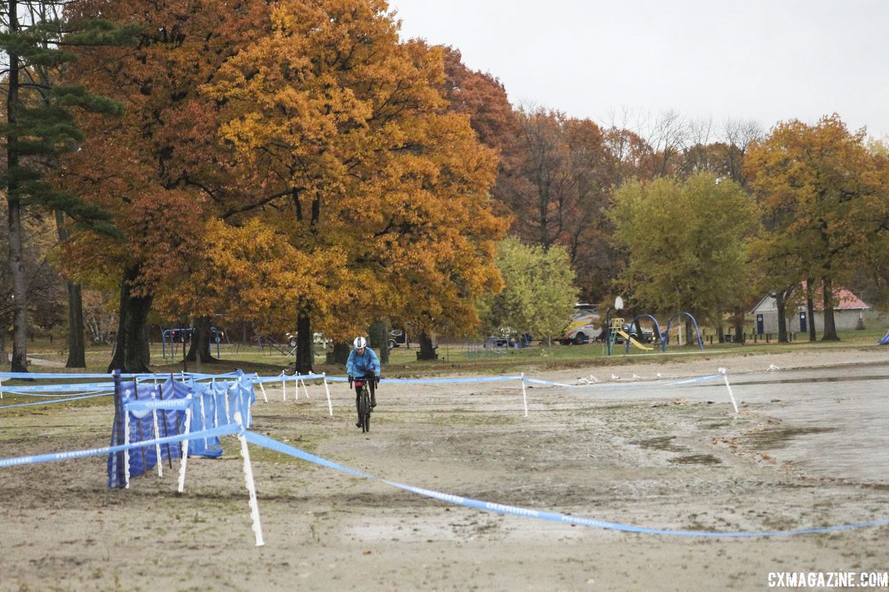 The longest section in the sand occurs at the end of the lap. 2018 Silver Goose CX Course Inspection, Friday. © Z. Schuster / Cyclocross Magazine