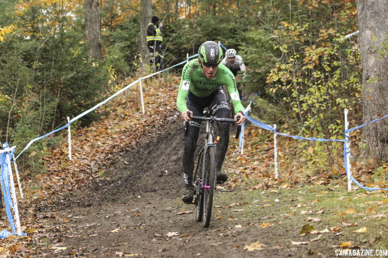 Gage Hecht made his move in Lap 6 as Van den Ham tried to follow. 2018 Silver Goose Cyclocross UCI C2 © Z. Schuster / Cyclocross Magazine