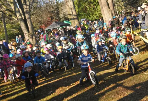 The kids' race had impressive turnout. 2018 MFG Cyclocross #6. © Robert Milligan