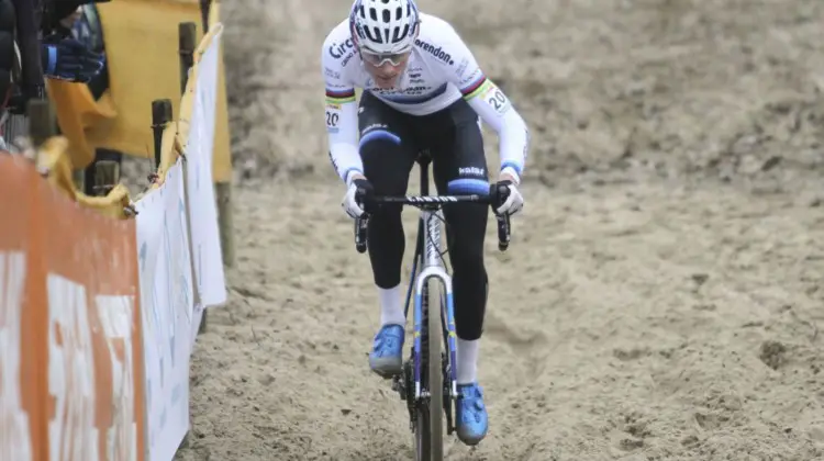 Mathieu van der Poel had fun in the sand once again. 2018 World Cup Koksijde. © B. Hazen / Cyclocross Magazine