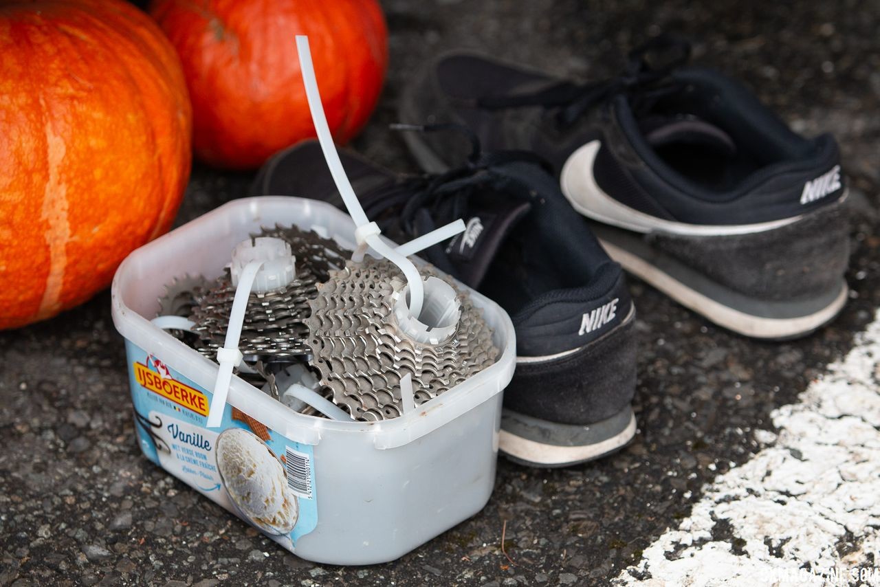 Eli Iserbyt and his dad are ready for the season, with pumpkins and various cassettes. © A. Yee / Cyclocross Magazine