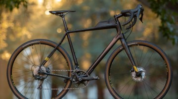 2019 Fuji Jari Carbon 1.1 Gravel bike. © Cyclocross Magazine