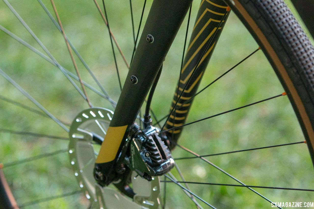 The black and gold styling throughout the bike offers an understated look. 2019 Fuji Jari Carbon 1.1 Gravel bike. © Cyclocross Magazine