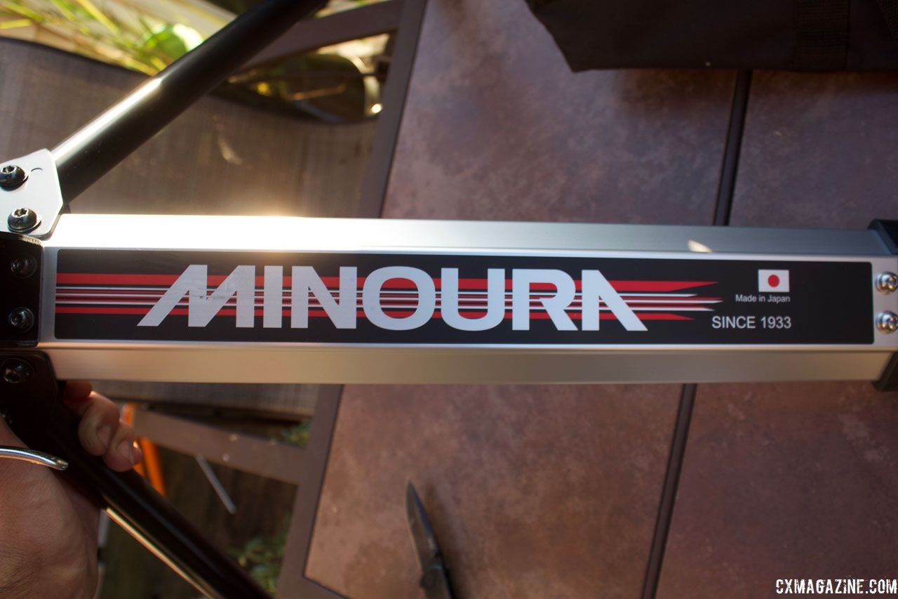 Review Minoura Live Ride FG 220 Hybrid Roller Trainer